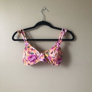 Bathing suit top! Worn once.